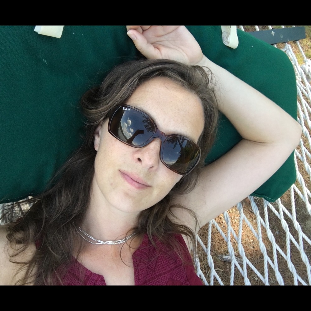 Meet your Posher, Lesley